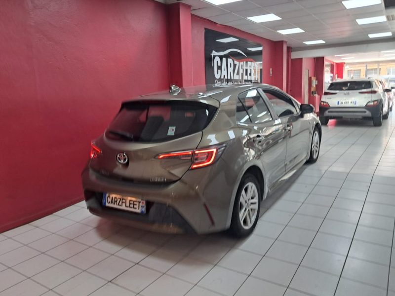 TOYOTA COROLLA BERLINE  HYBRIDE 1.8 DYNAMIC BUSINESS 122cv/1 ERE MAIN/TVA RECUPERABLE