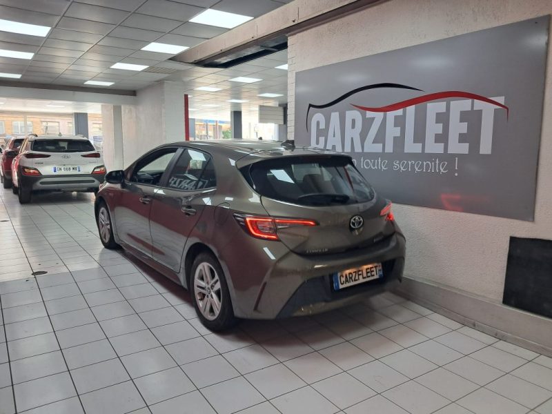 TOYOTA COROLLA BERLINE  HYBRIDE 1.8 DYNAMIC BUSINESS 122cv/1 ERE MAIN/TVA RECUPERABLE