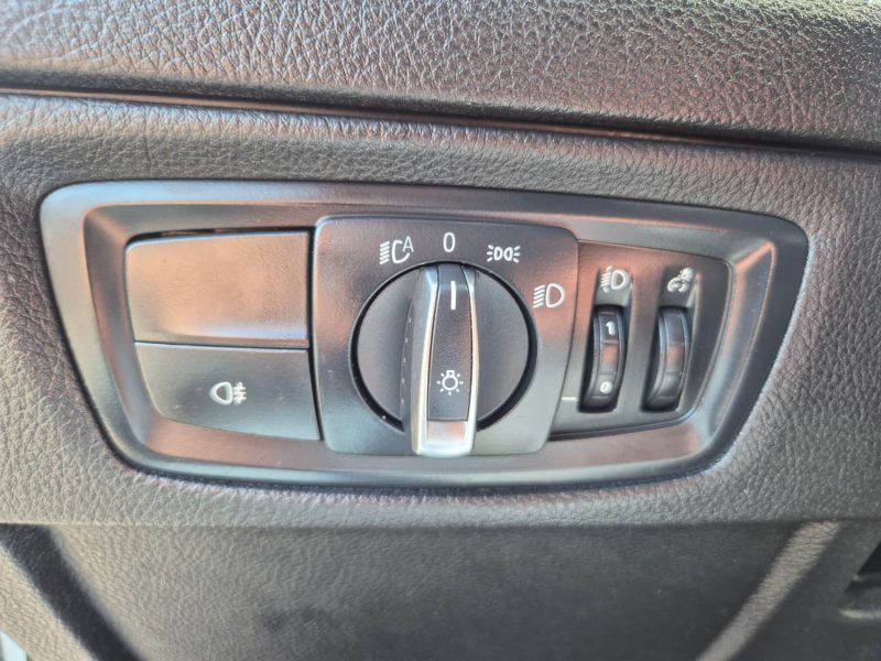 BMW SERIE 1 II BM69581 2017