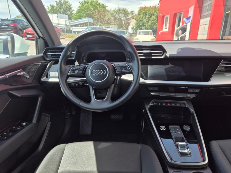 AUDI A3 30 TFSI MILD HYBRID 110 S TRONIC 7 DESIGN 2022