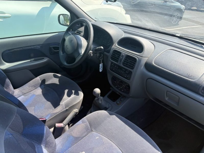 RENAULT CLIO 1.2 1999