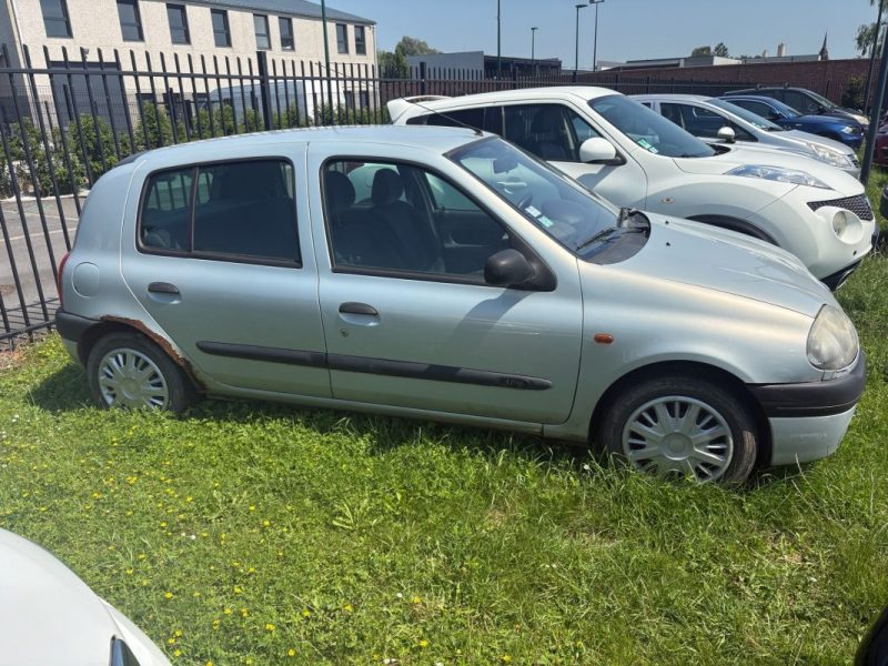 RENAULT CLIO 1.2 1999