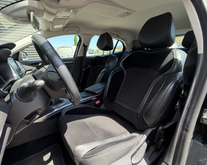 RENAULT MEGANE IV 1.6 DCI 130ch - 2017 - CarPlay - Caméra de recul - GARANTIE 6 mois