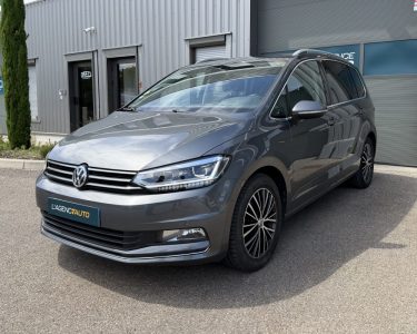 VOLKSWAGEN TOURAN 2.0 TDI CARAT / 7 PLACES / TOIT PANORAMIQUE / ENTRETIEN COMPLET