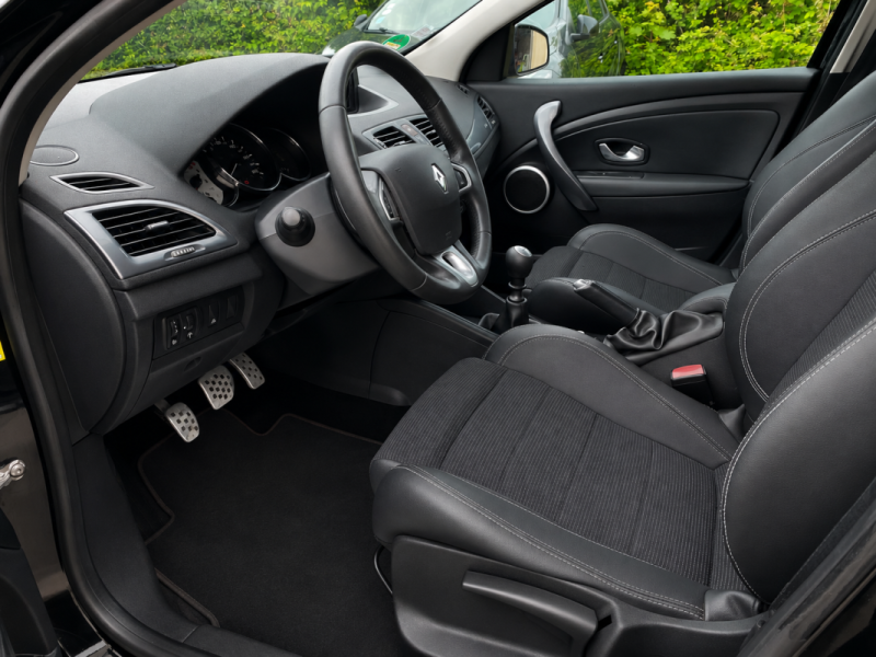 RENAULT MEGANE III Estate 1.5 dCi 110ch GT LINE 
