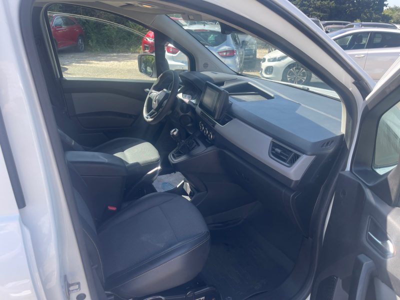 RENAULT KANGOO 3 L1 1.5 BLUE DCI 115CH GRAND CONFORT SÉSAME OUVRE TOI - 22 78MKM