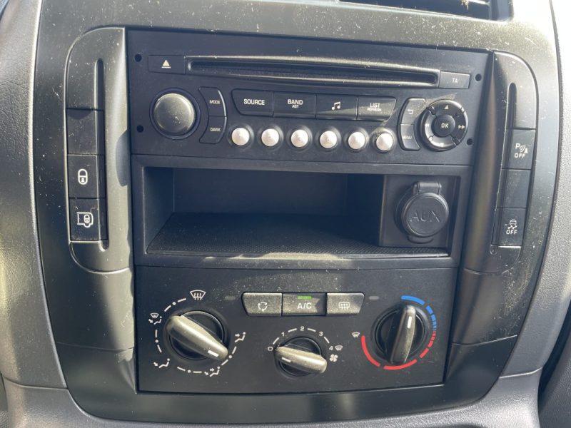 PEUGEOT EXPERT  L1H1 2.0 HDI 125 CONFORT   GARANTIE 3/12 MOIS 2015