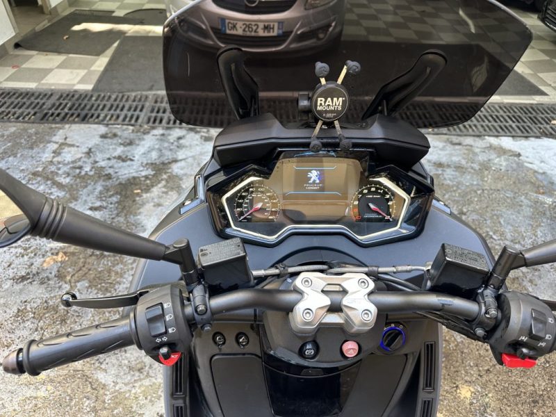 🛵 Peugeot Metropolis 400 GT 