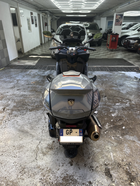 🛵 Peugeot Metropolis 400 GT 