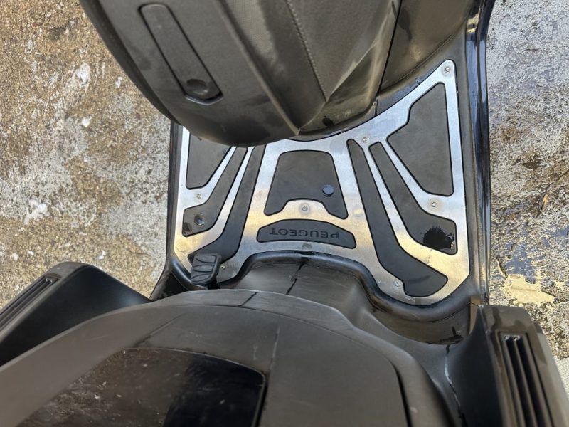 🛵 Peugeot Metropolis 400 GT 
