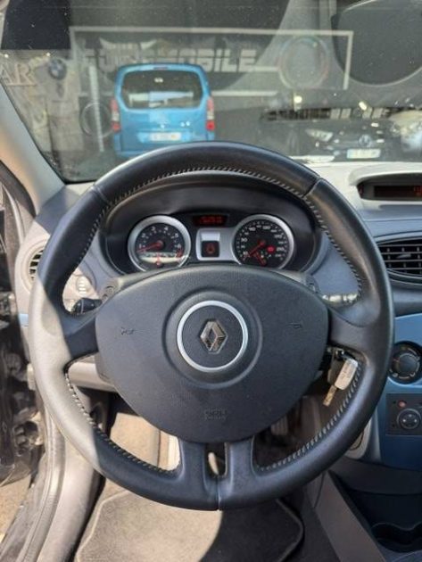 RENAULT CLIO 1.2 EXTREME 2009 - 55 105Kms - Premier Main - Parfait Etat - Distrib ok - SUIVIT RENAUL