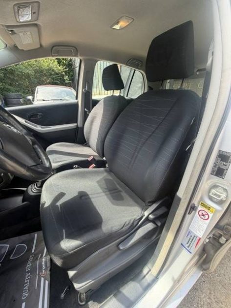 TOYATA YARIS 1.4 D-4DSOL 2006 - 71 161Kms - Premier Main - Distrib ok - Parfait Etat - SUIVIT TOYOTA