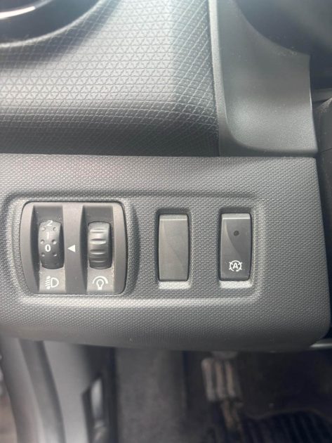 RENAULT CLIO IV 1.5 DCI 90 EXPRESSION 2013