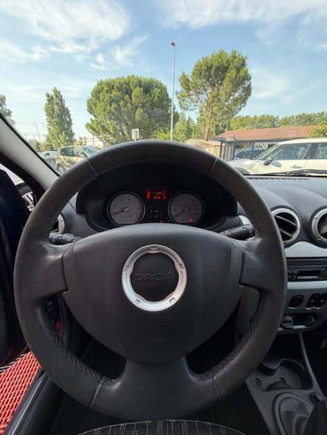 DACIA LOGAN 1.5 DCI 75 - FAIBLE KM 