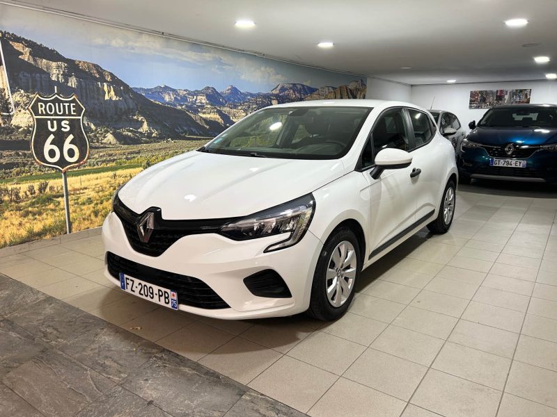 RENAULT CLIO V 1.0 TCE 90 2 PLACES 05/2022 PRIX HT : 7490 € PRIX TTC : 8990 €