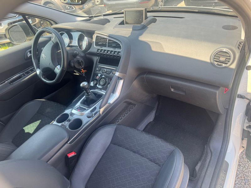 PEUGEOT 3008 1.6 E-HDI 115 ALLURE 2014