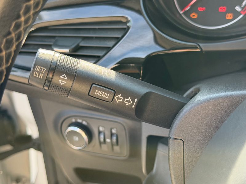 Opel Corsa E 1.4 90ch Innovation - Car Play - GPS - Clim - Révisée & Garantie 6 mois