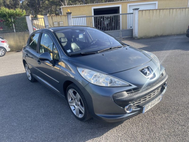 PEUGEOT 207 FELINE 1.6VTI 120CV TOIT PANO JBL CLIM CT OK GARANTIE