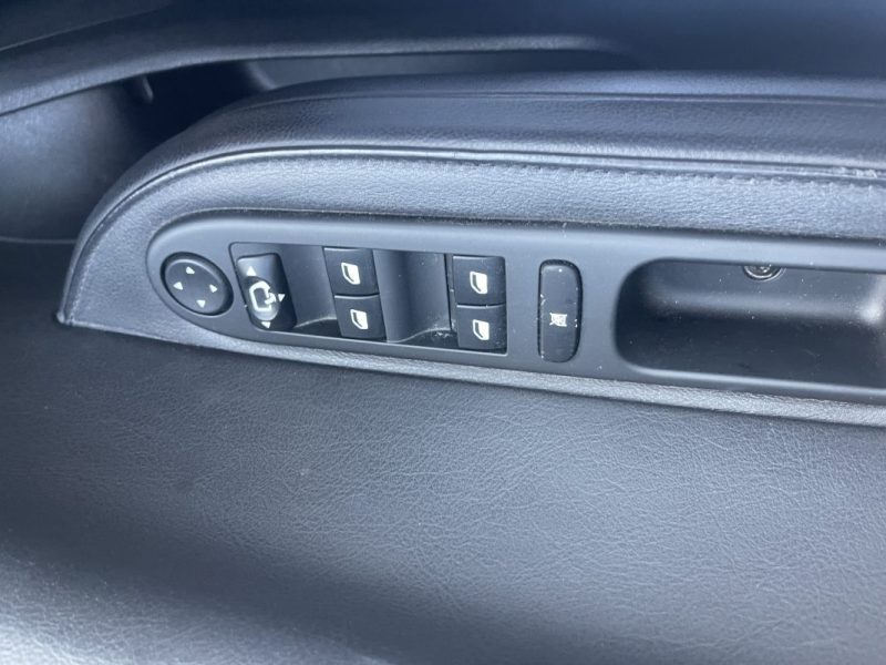 PEUGEOT 307 CC SPORT PACK CABRIOLET 2.0HDI 136CV TOUTES OPTIONS CT OK GARANTIE