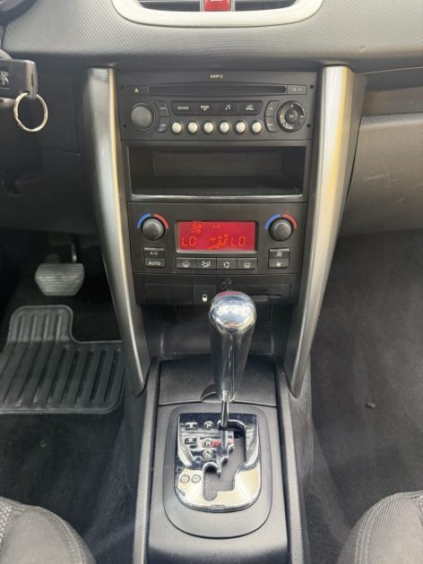 PEUGEOT 207 1.6 VTI 16V 120 PREMIUM PACK BOITE AUTO