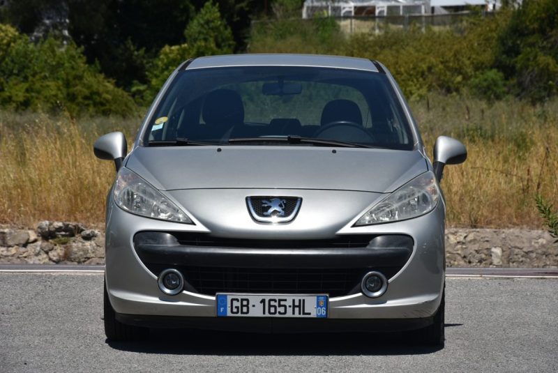 PEUGEOT 207 1.6 HDI 90CH -CLIM -DISTRI NEUVE -GARANTIE 12 MOIS 2008