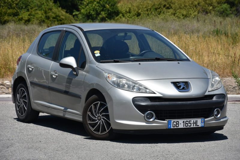 PEUGEOT 207 1.6 HDI 90CH -CLIM -DISTRI NEUVE -GARANTIE 12 MOIS 2008