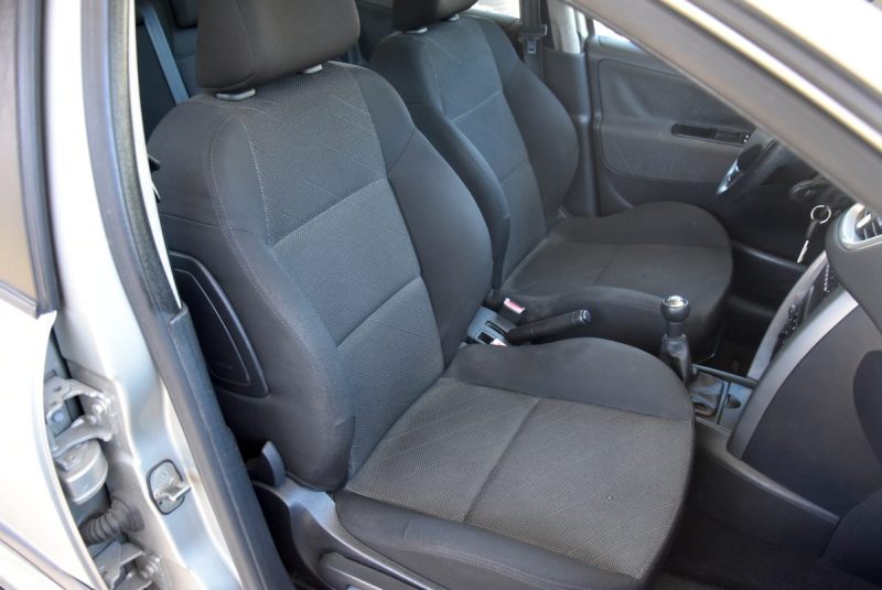 PEUGEOT 207 1.6 HDI 90CH -CLIM -DISTRI NEUVE -GARANTIE 12 MOIS 2008