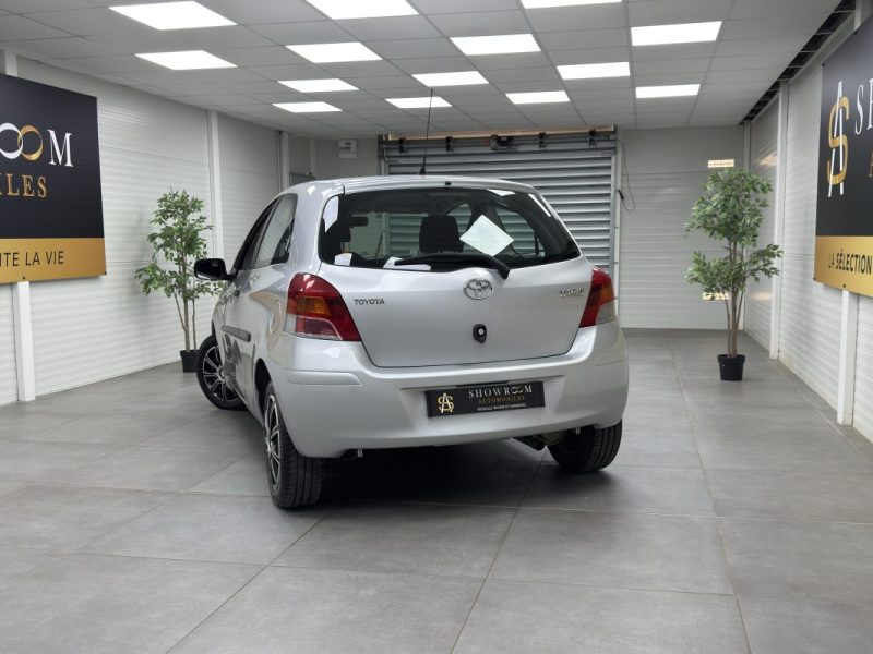 Toyota Yaris II (2) 100 VVT-i Start&Stop - Lounge 