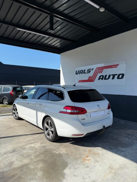 Peugeot 308 SW 2.0 Blue HDI 150ch - Suivi et Entretenu