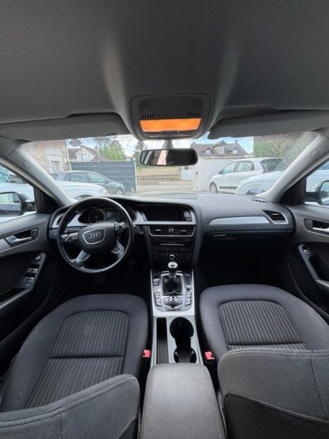 AUDI A4 AVANT 2.0 TDI ATTRACTION 2012