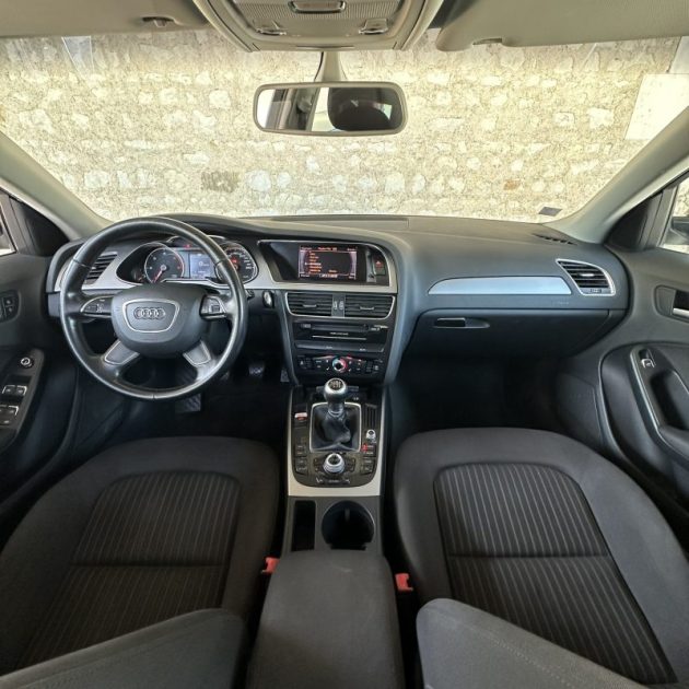 AUDI A4 AVANT 2.0 TDI ATTRACTION 2012