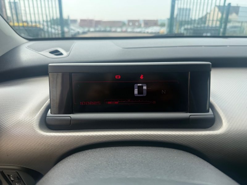 CITROEN C4 CACTUS ETG BOITE AUTOMATIQUE 1.2 VTI - 12V 82CV 2015