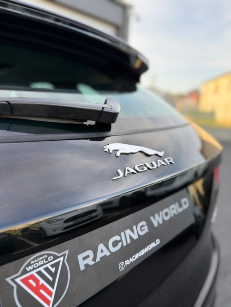 JAGUAR F-PACE - 3.0D - V6 - 300 ch - 4X4 - PORTFOLIO - GARANTIE 3 MOIS 