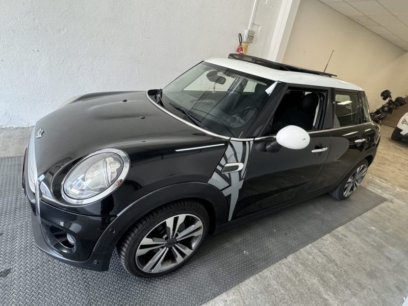 MINI MINI III COOPER D 116 BA 2015