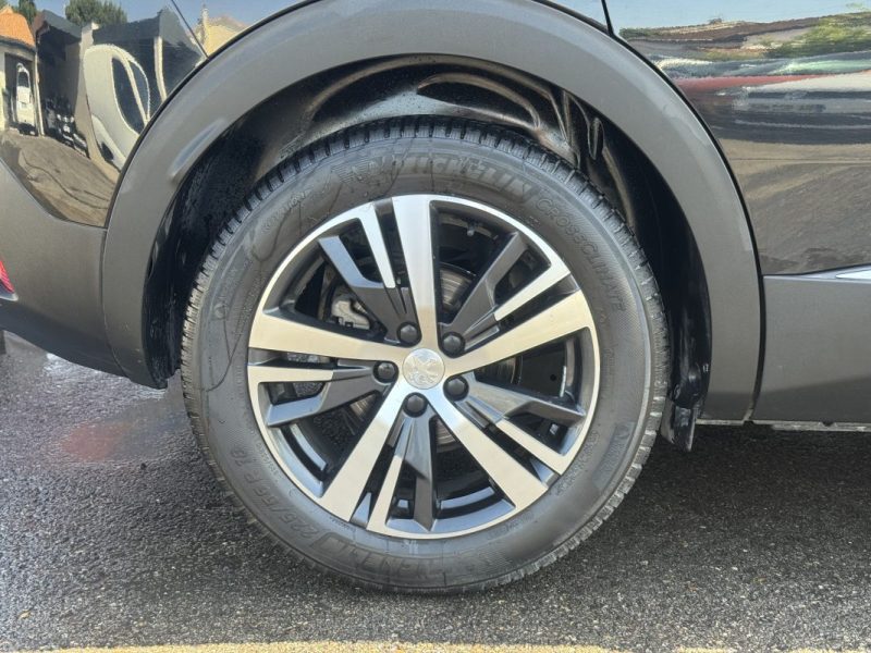 PEUGEOT 3008 II 1.2 Turbo 130 ACCESS 2018