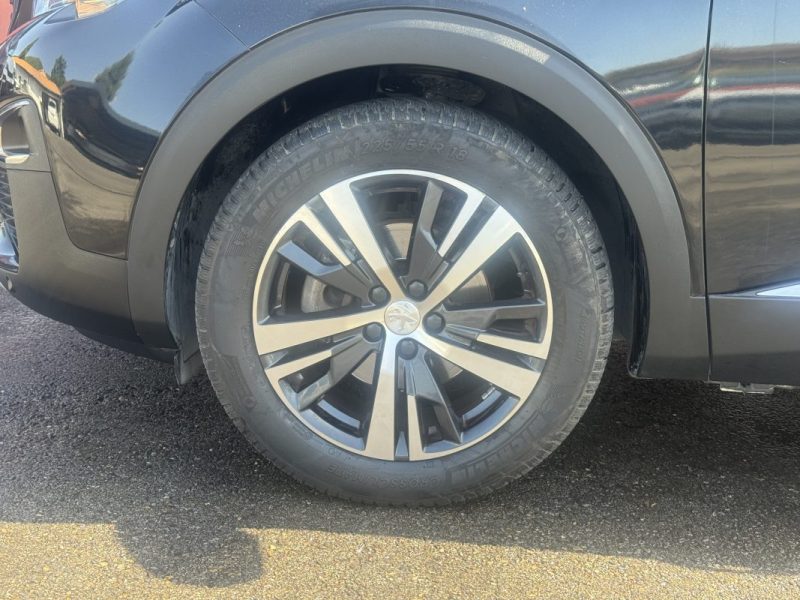 PEUGEOT 3008 II 1.2 Turbo 130 ACCESS 2018