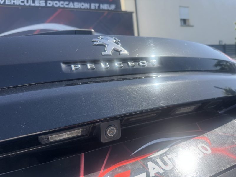 PEUGEOT 3008 II 1.2 Turbo 130 ACCESS 2018