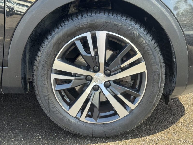 PEUGEOT 3008 II 1.2 Turbo 130 ACCESS 2018