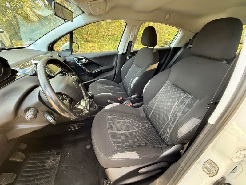 PEUGEOT 208  1.6 HDI 75 ACTIVE 5P 