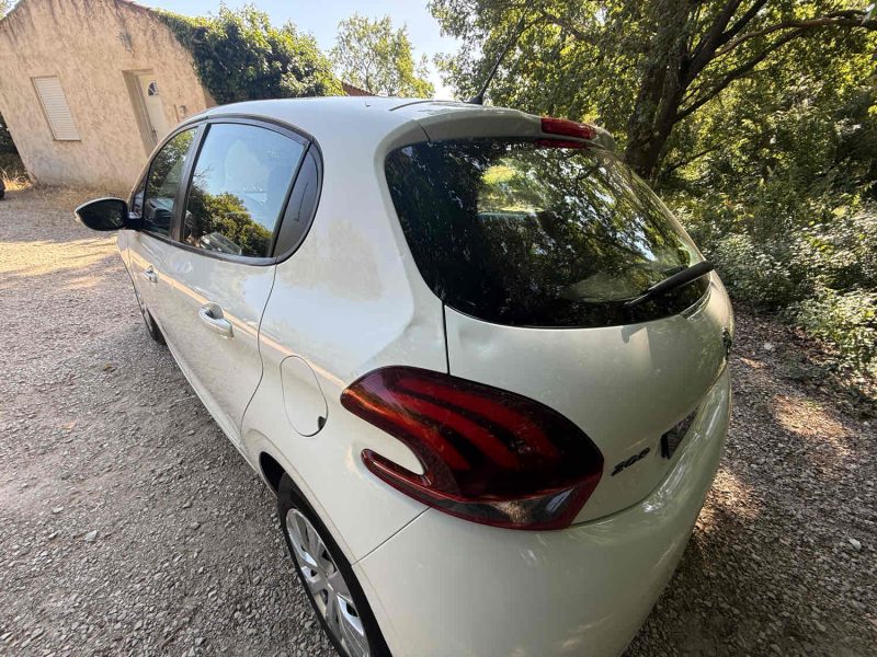 PEUGEOT 208  1.6 HDI 75 ACTIVE 5P 