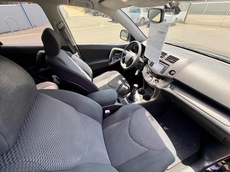 TOYOTA RAV4 150 D-4D FAP LECAP 4WD 2011