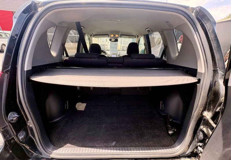 TOYOTA RAV4 150 D-4D FAP LECAP 4WD 2011