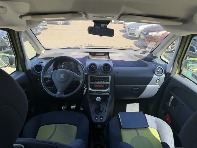 PEUGEOT 1007 SPORTY PACK 1.4 HDI 70CH Pack Exclusive 