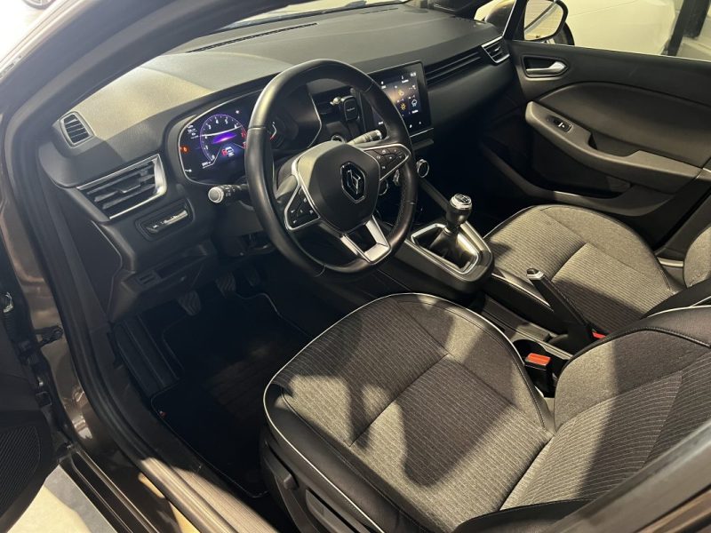 RENAULT CLIO V  1.0 TCE  - 100 cv  - 2020 - Carplay - Boite manuelle - 59000 Km - Excellent état 