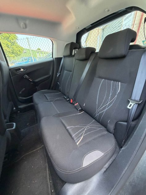Peugeot 208 1.2 Puretech 82 Active - Boite automatique 