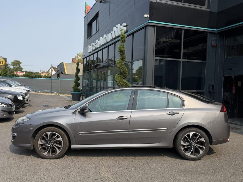 RENAULT LAGUNA 3 III BOSE 2.0 DCi 175 BOITE AUTOMATIQUE TOIT OUVRANT GPS SEMI CUIR - MOTEUR A CHAINE