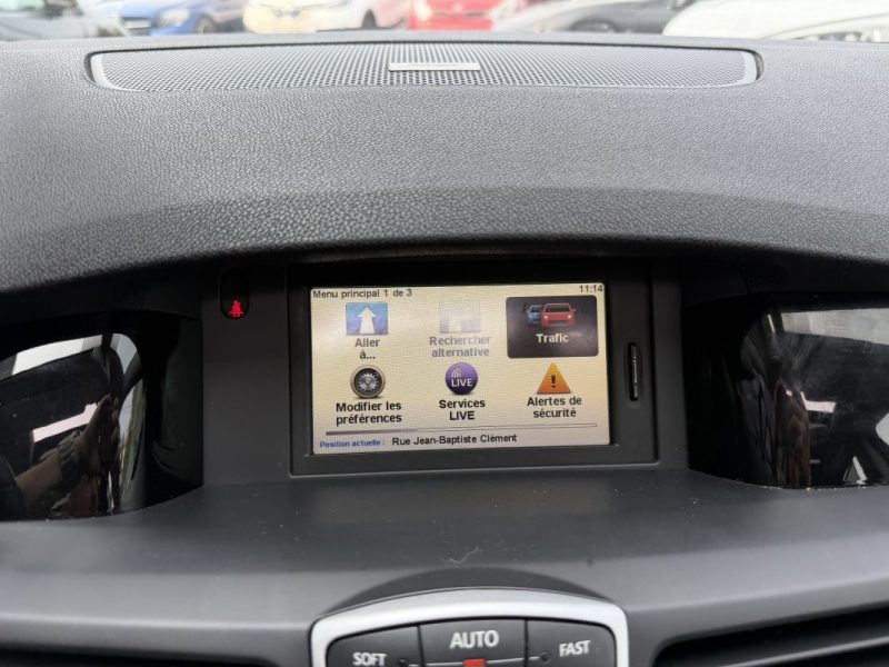 RENAULT LAGUNA 3 III BOSE 2.0 DCi 175 BOITE AUTOMATIQUE TOIT OUVRANT GPS SEMI CUIR - MOTEUR A CHAINE