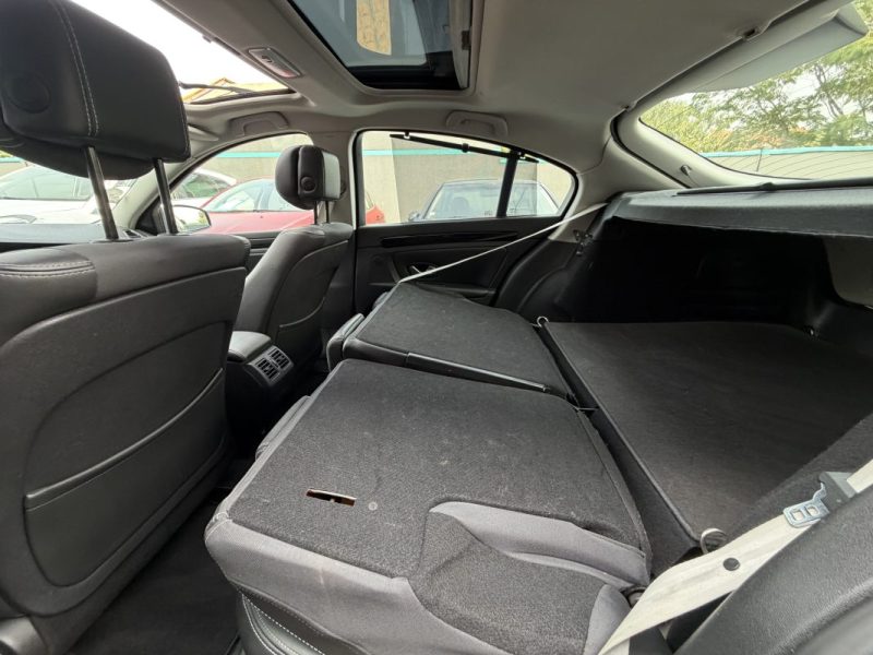 RENAULT LAGUNA 3 III BOSE 2.0 DCi 175 BOITE AUTOMATIQUE TOIT OUVRANT GPS SEMI CUIR - MOTEUR A CHAINE