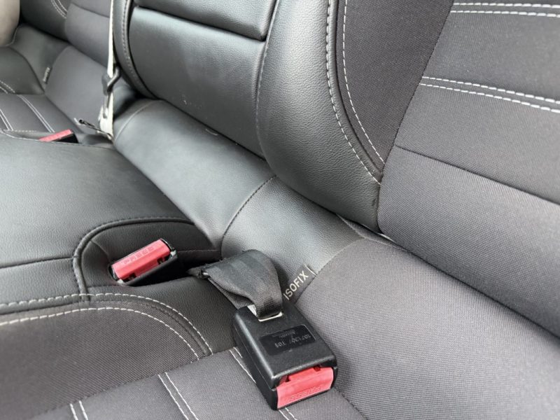 RENAULT LAGUNA 3 III BOSE 2.0 DCi 175 BOITE AUTOMATIQUE TOIT OUVRANT GPS SEMI CUIR - MOTEUR A CHAINE