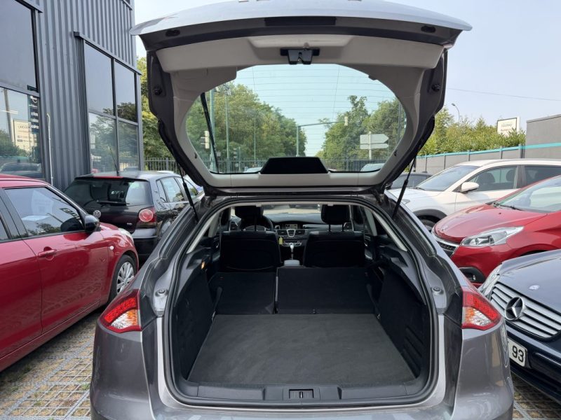 RENAULT LAGUNA 3 III BOSE 2.0 DCi 175 BOITE AUTOMATIQUE TOIT OUVRANT GPS SEMI CUIR - MOTEUR A CHAINE